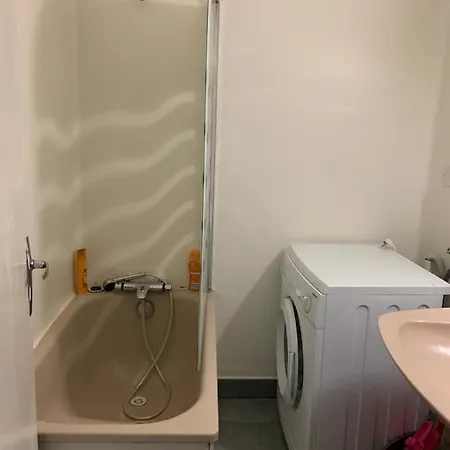 Residence Donjon Apartment